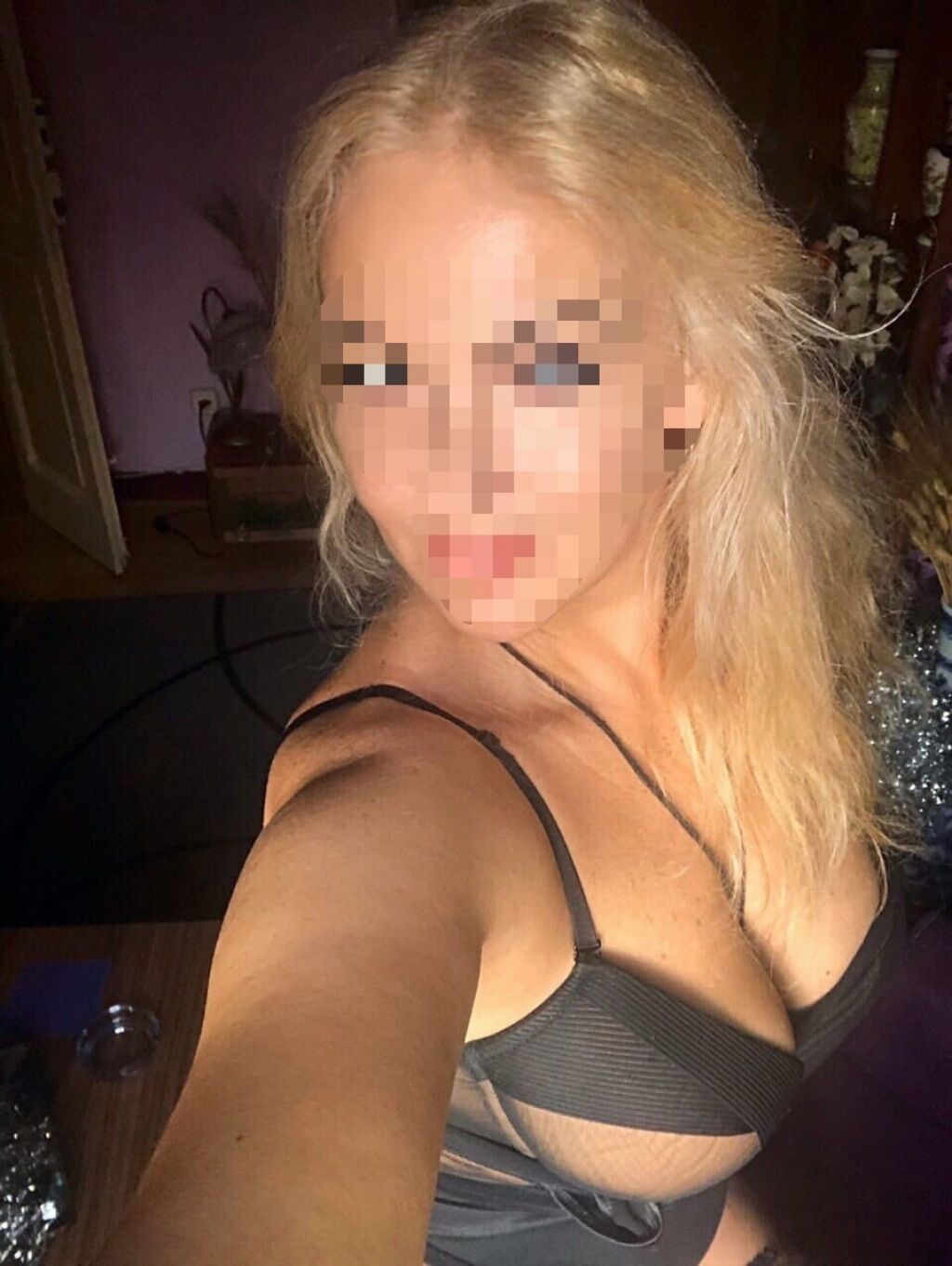 Проститутка Вера стройная сделает с удовольствием классический секс и примет у себя